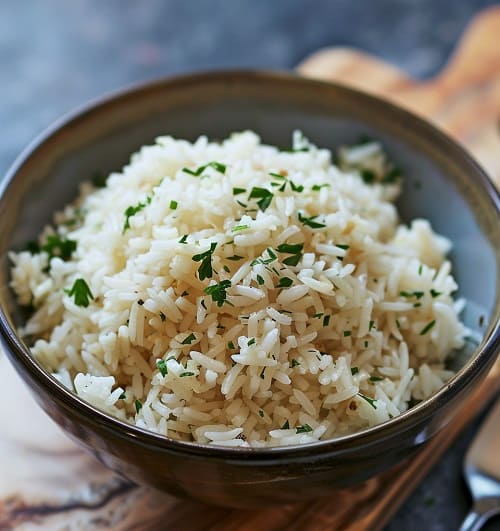 Basic Garlic Rice